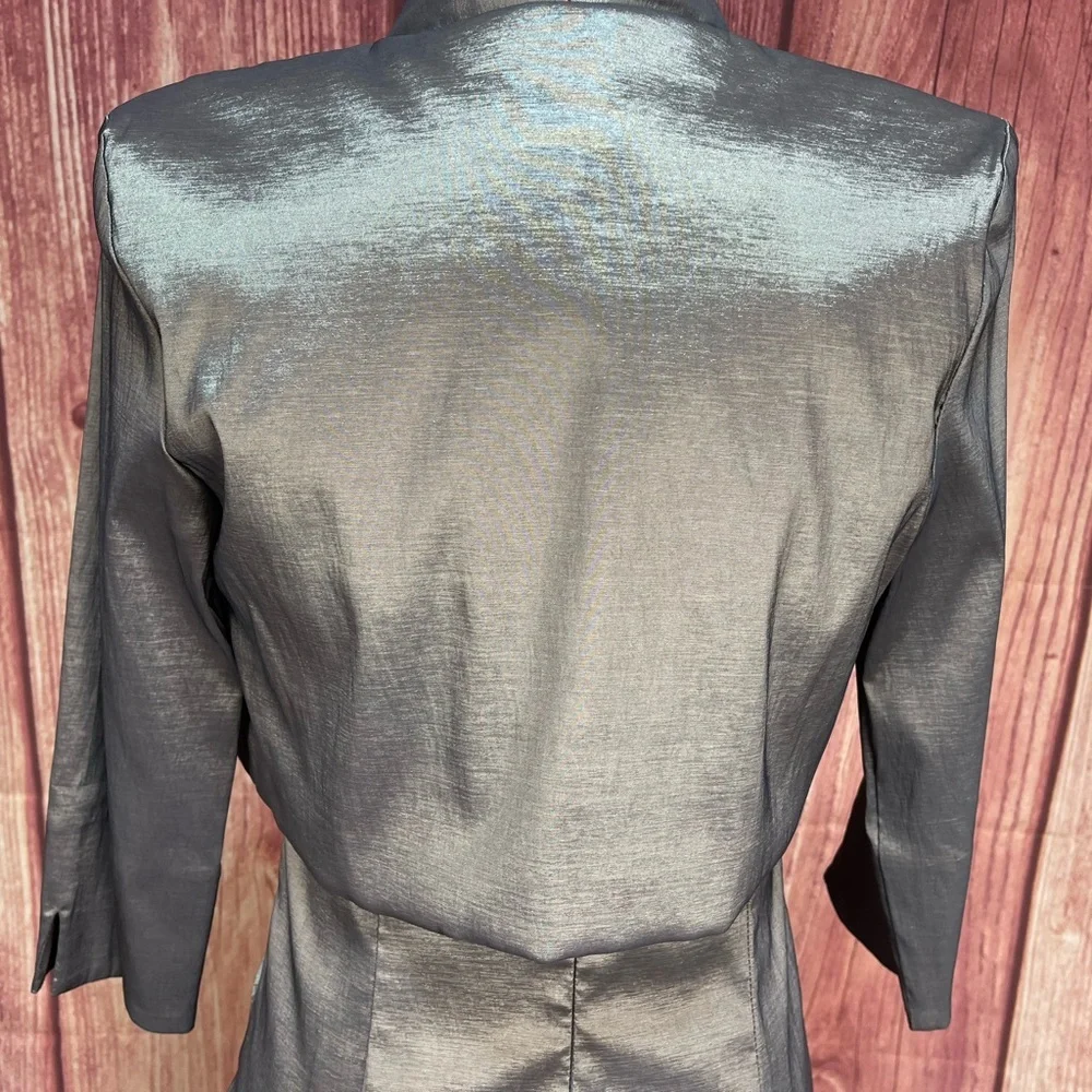 R&M Richards 2pc iridescent mother of the bride dress with shrug women’s size 6 - Picture 12 of 17